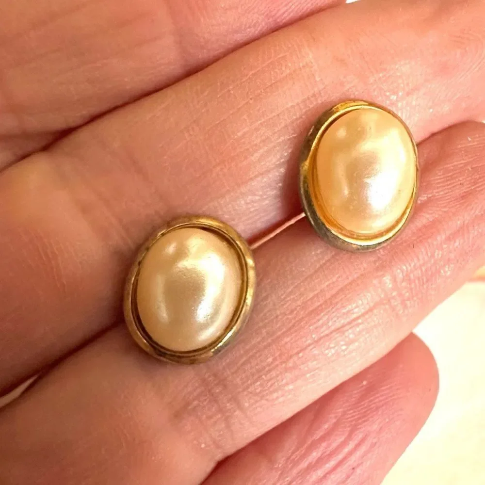 Gold tone faux pearl post earrings